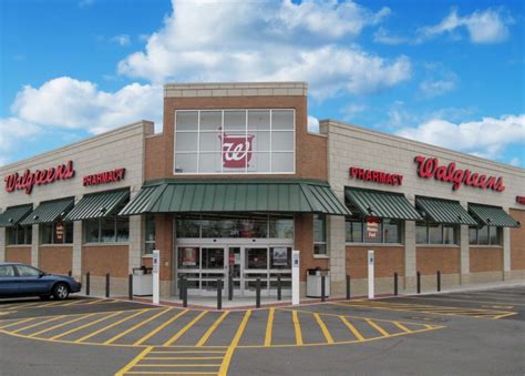 walgreens waukesha|Walgreens Pharmacy location in Waukesha 